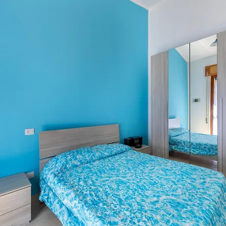 Terrace With Sea View, Parking Space, Air Conditioning *