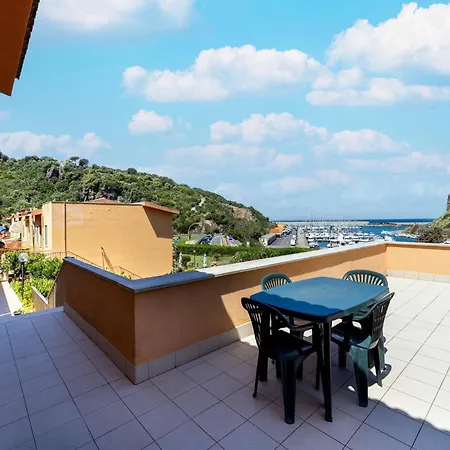 Terrace With Sea View, Parking Space, Air Conditioning 카스텔사르도